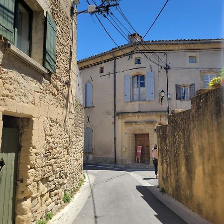 Studio Spacieux De Caractere Montaren-et-Saint-Médiers Dış mekan fotoğraf